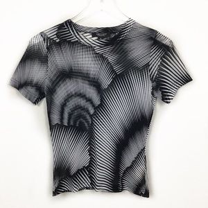 Black & White Graphic Stretch Sheer SS Top Size M